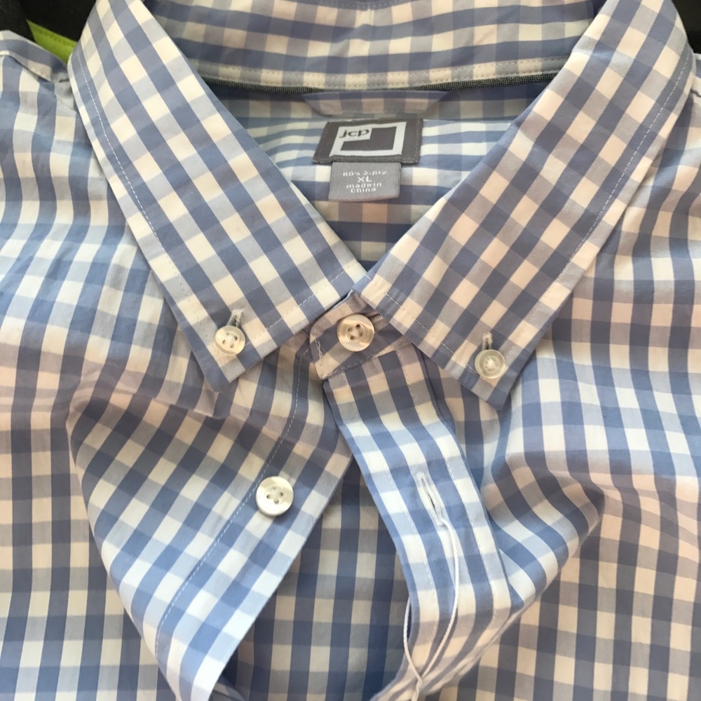 JC Penny's Men's XL Dress Shirt